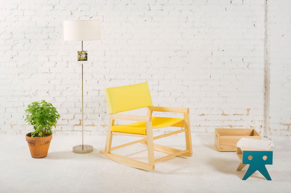 sillones y mecedoras de madera y tela de toldo