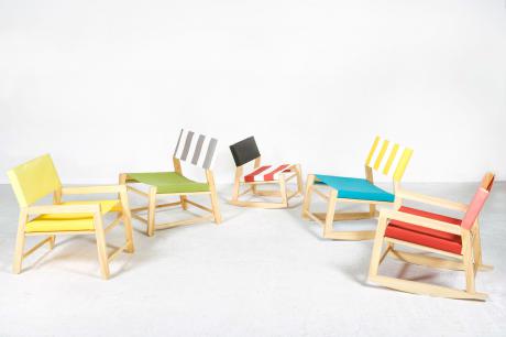 sillones y mecedoras de madera y tela de toldo